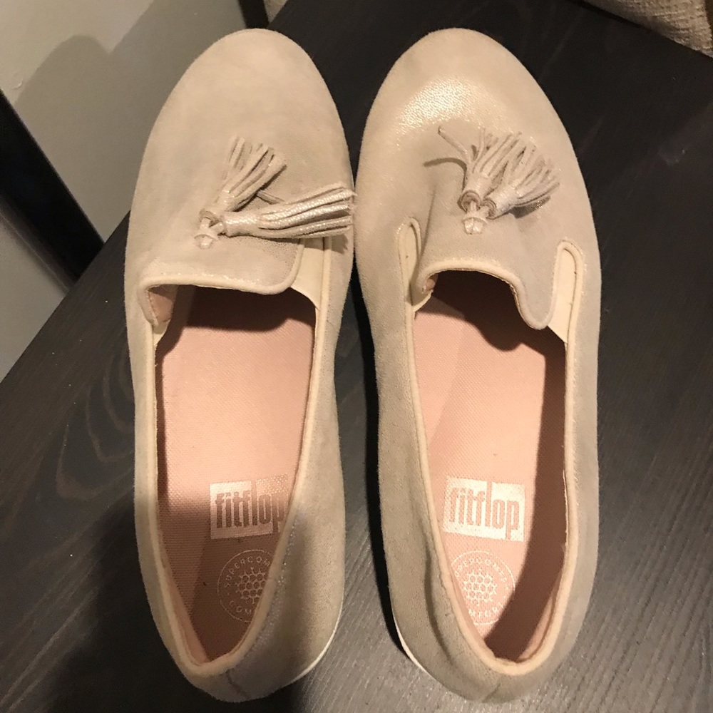 Fitflop tassle superstate wedge loafer -brand new